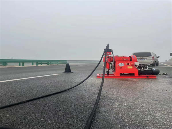 祥符马路路基路面开裂下沉注浆加固灌浆